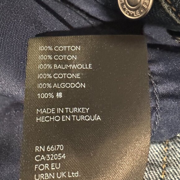 We The Free Distressed Straight Leg Jeans Size 25 Boho Button Fly Ripped Knee - Picture 7 of 8